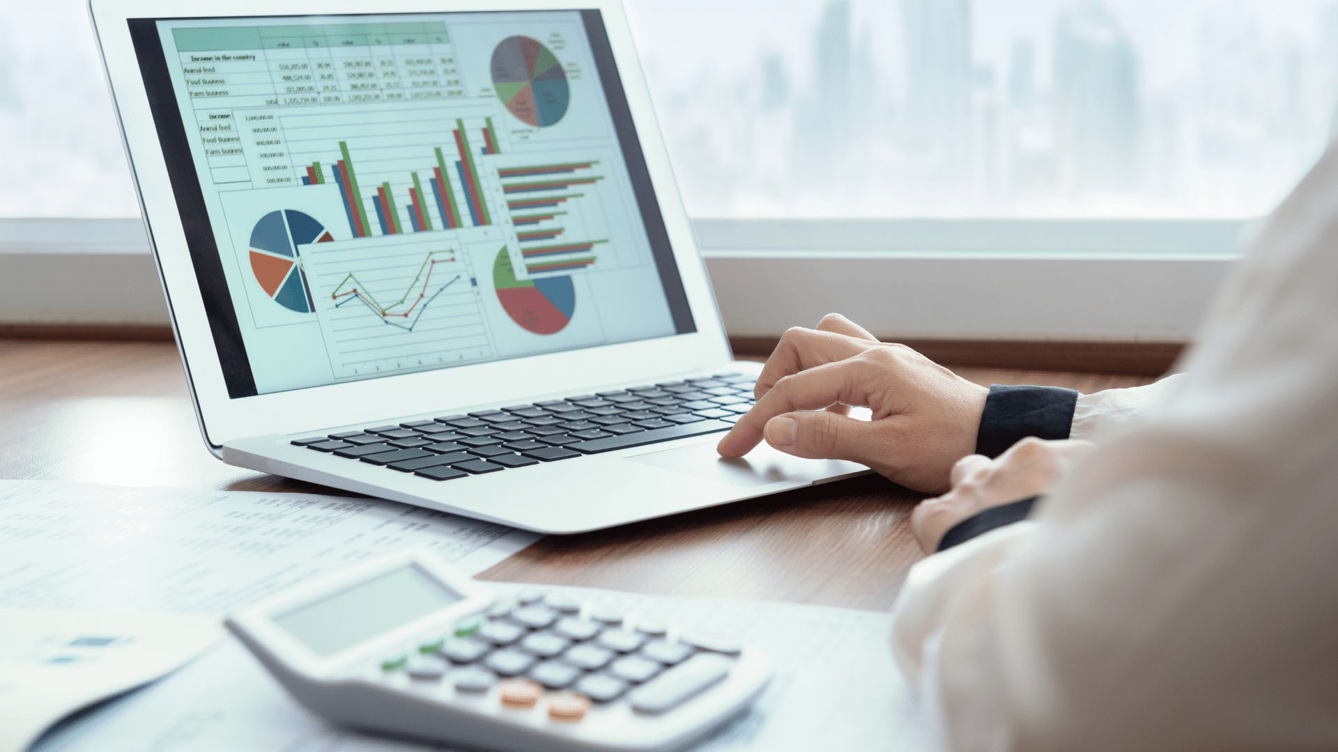 Baixe grátis a nossa planilha de controle financeiro para advogados [2026]